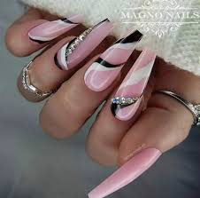 40 pink feminine nail designs that are