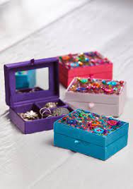mini jewellery box with sequins and