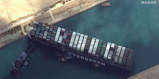 Canal de Suez : le porte-conteneur Ever Given a commencé à bouger