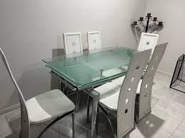 Extendable Glass Dining Table With