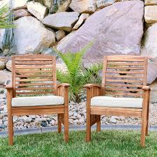 These deck chair frame come with modern aesthetic appearances that can also blend well in hotels, restaurants and bars. Amazon Com Walker Edison Rendezvous Modern 2 Piece Solid Acacia Wood Slat Back Outdoor Dining Chairs Set Of 2 Brown Garden Outdoor