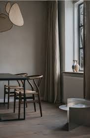 What Color Curtains Go With Grey Walls