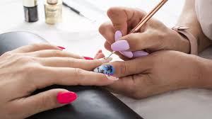 nails that are trending this wedding