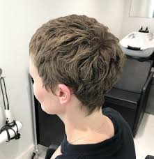 Short layers at the top of the head add height. 45 Short Hairstyles For Fine Hair Worth Trying In 2021