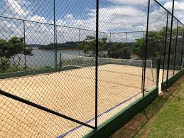 Projetos de quadras poliesportivas têm relação direta com a segurança dos atletas que usam o espaço. Construcao De Quadra Para Beach Tennis Pratika Sport
