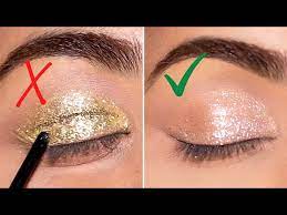 how to apply glitter on creased or