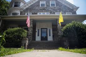 Is your institution open to having greek life on campus? Newark Overturns University Of Delaware Fraternity House Ban