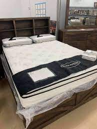 furniture towne mattresses available