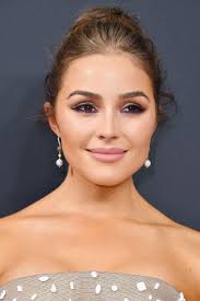 celebrity beauty looks from the emmy awards