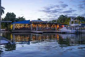8 naples restaurants on the water for