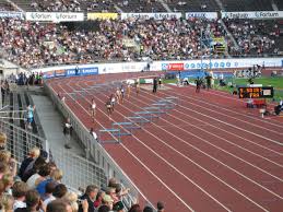 A distance of 1500 m sometimes. 400 Meter Hurdenlauf Wikipedia