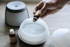 how do essential oil diffusers work