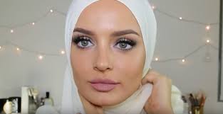 hijabi worn by chloe morello in makeup