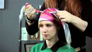 Most hairstyles work best with a silk, or other very thin material, square scarf that is between 24″ and 36″ on each side. How To Tie A Silk Head Scarf Short Fabulous Hair Youtube
