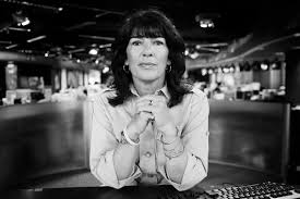 Christiane amanpour is considered one of television's leading news correspondents. Iz8h8udrz18n M
