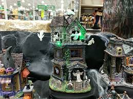 Lemax Y Town Ghostly Manor