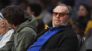 Ver más ideas sobre cine, actores, jack nicholson. Jack Nicholson Makes Rare Public Appearance To Cheer On His Beloved La Lakers