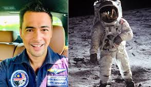 Live tkw arab pertama kali lihat 4nunya. Did Man Land On The Moon Mitos Manusia Pertama Ke Bulan Adalah Palsu Angkasawan Negara Menjawab Petua Dan Resepi Bonda