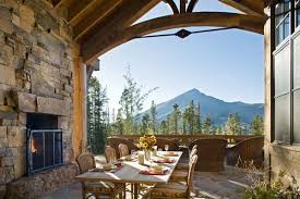 Beautiful Rustic Mountain Retreat Set