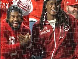 Eagles' D'Andre Swift and Terrell Edmunds Become Baseball Fans Watching Phillies at ...