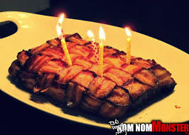 The bacon cake. « Nom Nom Monster