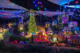 Where To See The Best Christmas Lights In Houston