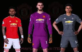 Pay homage to manchester united greats like harry maguire, daniel james and anthony martial, or create custom jerseys for yourself and fellow fans. Pes 2017 Kits Manchester United Leaked 2020 2021