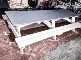 diy finish an outdoor picnic table