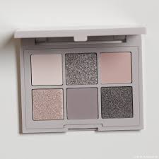 essence taupe it up eyeshadow palette