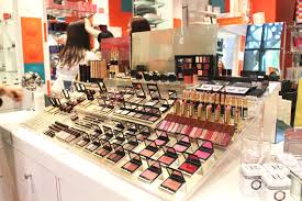 the cosmetic market at avalon simply