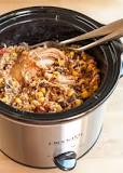 Can I leave chicken in slow cooker all day?