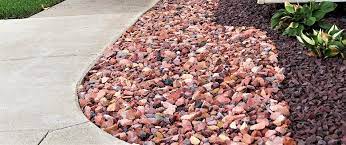 Mulch And Rock Types For Landscape Beds