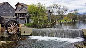 6 fun things to do in pigeon forge and