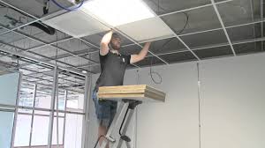 Je veux trouver des luminaires et plus pour mon faux plafond, pas cher ici dalle faux plafond isolante. Amenagement Interieur Cloison Bureau Faux Plafond En Idf Costa Entreprise Youtube