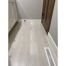 vinyl plank flooring