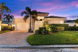 pelican bay fl waterfront homes for