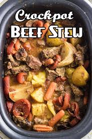 hearty slow cooker beef stew with onion