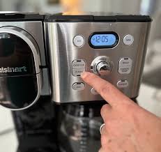 to clean a coffee maker with vinegar