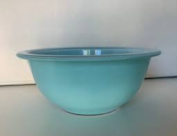 Vintage Pyrex Blue 7 Bowl Light Blue