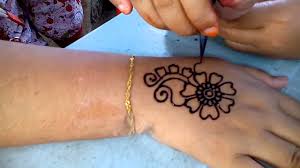 Cara membuat henna sendiri di tangan dan kaki. Lukisan Inai Simple Dan Mudah Cikimm Com