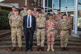 X \ REME در X: «Commanding Officer of Electrical and Mechanical Engineers  (EME) School from the Royal Army of Oman (RAO) visited DSEME at #MODLyneham  last week #EngineeringExcellence #ArteEtMarte #UKDefence #DSEME #EME #