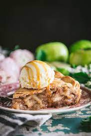 mom s easy apple pie the seasoned mom