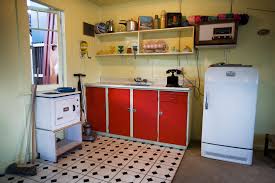 outfitting your retro kitchen estate