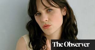 She was born on january 17, 1980 in los angeles, california. Zooey Deschanel I Don T Have Control Over What S On Screen And That S Terrifying Zooey Deschanel The Guardian