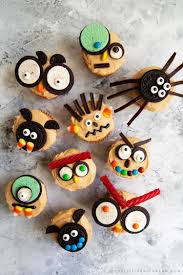easy halloween cupcakes the little