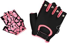 Amazon Com Women Weightlifting Gloves For Crossfit Cycle Gym Training Women Fitness Workout Gloves For Weight Lifting Biking Exercise W Wrist Closure Enhance Your Grip And Eliminate Blisters Calluses