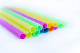 Does a Straw Have One Hole or Two? - Neatorama