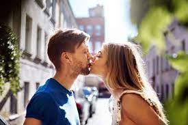 10 diffe types of kisses and what