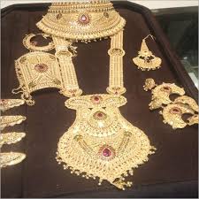 bridal gold necklace set at best
