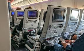 see qatar airways 777 300er economy